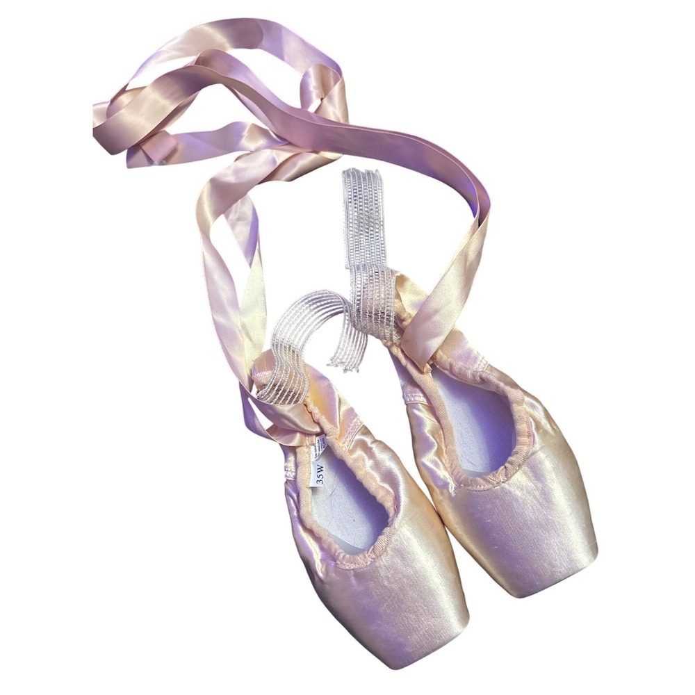 NEW Soudittur Pink Satin Pointe Ballet Shoes Pre-Sewn Ribbons Size 35W